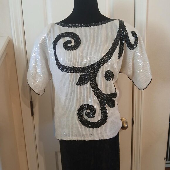 NWT vintage 1980s handmade silk and sequin blouse and skirt set size small - Picture 3 of 8